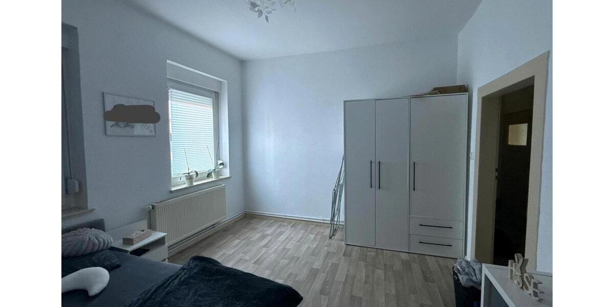 Erdgeschoßwohnung Apolda - 4 Zimmer, 88 m&sup2;, 710&euro; | Angebot:26033035
