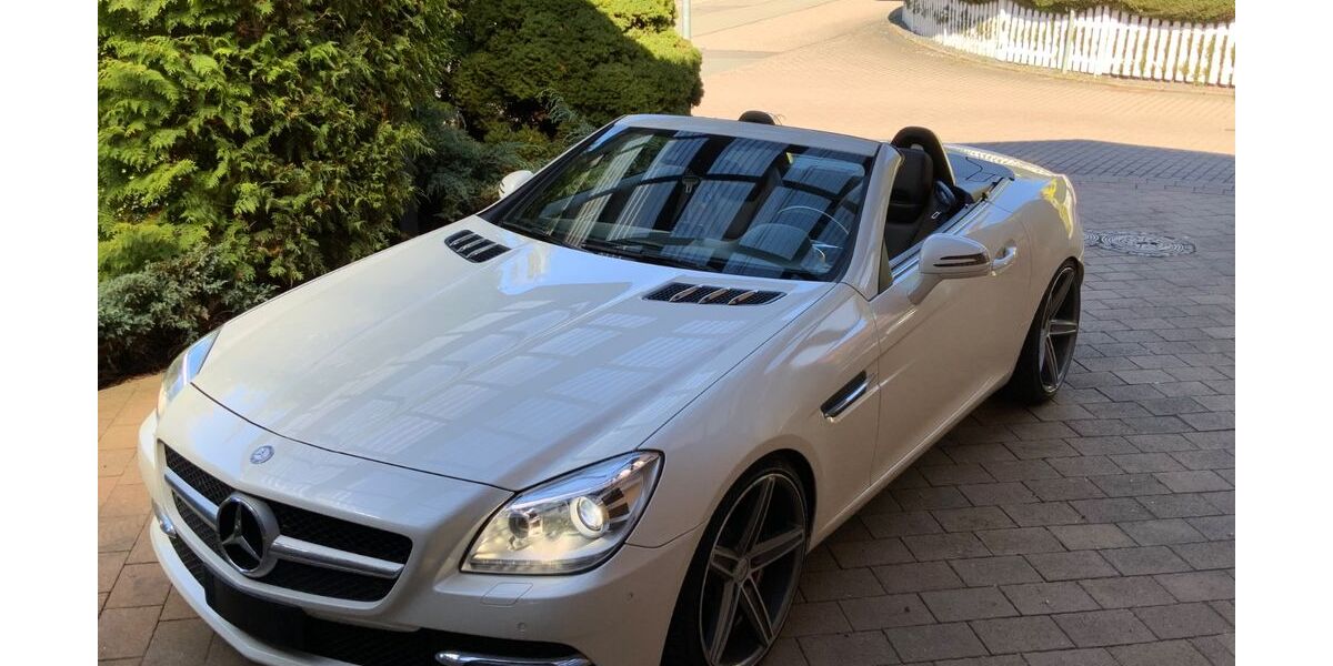 Mercedes-Benz SLK 350 64.973 km 28.500 &euro; Erfurt 99090