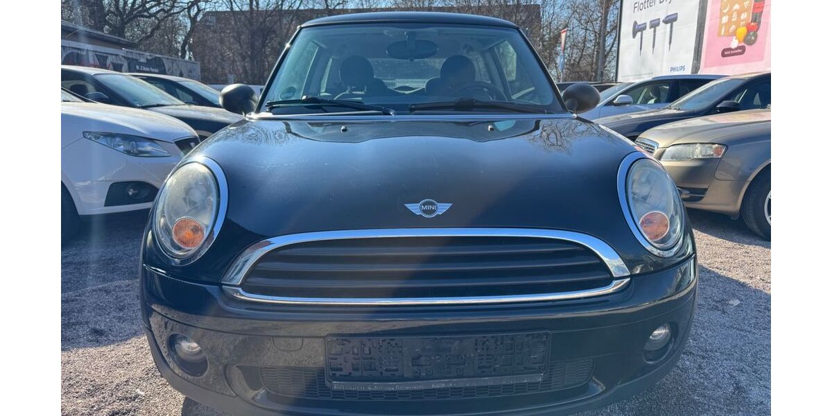 Mini ONE 220.845 km 1.700 &euro; Erfurt 99089