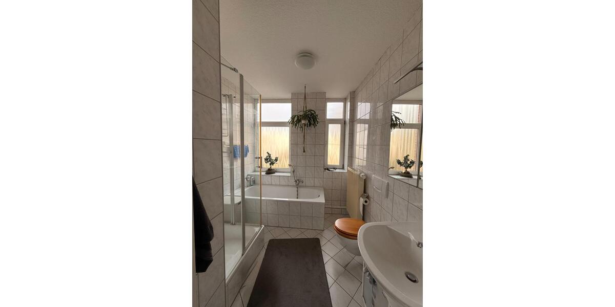 Etagenwohnung Erfurt Andreasvorstadt - 2 Zimmer, 75 m&sup2;, 715&euro; | Angebot:25841991