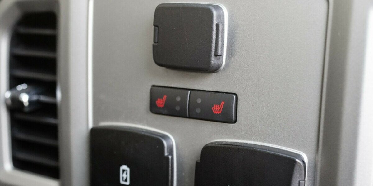 Ford F 150 5.0l V8 Lariat 4x4 53.000 km 49.990 &euro; Rudolstadt 07407