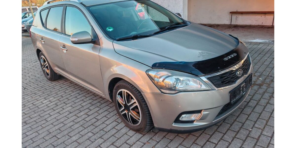 Kia ceed Sportswagon 249.700 km 2.490 &euro; Umpferstedt 99441