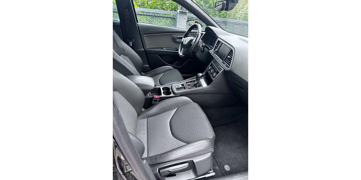 Seat Leon 158.200 km 15.500 &euro; Erfurt 99084