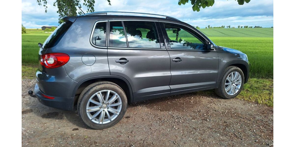 VW Tiguan 204.180 km 7.990 &euro; Grammetal 99428