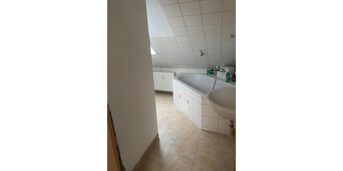 Etagenwohnung Jena Kernberge - 1 Zimmer, 23 m&sup2;, 305&euro; | Angebot:24859723