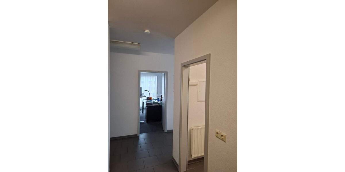 Gewerbeobjekt Jena Löbstedt - 3 Zimmer, 102 m&sup2;, 976&euro; | Angebot:26080350