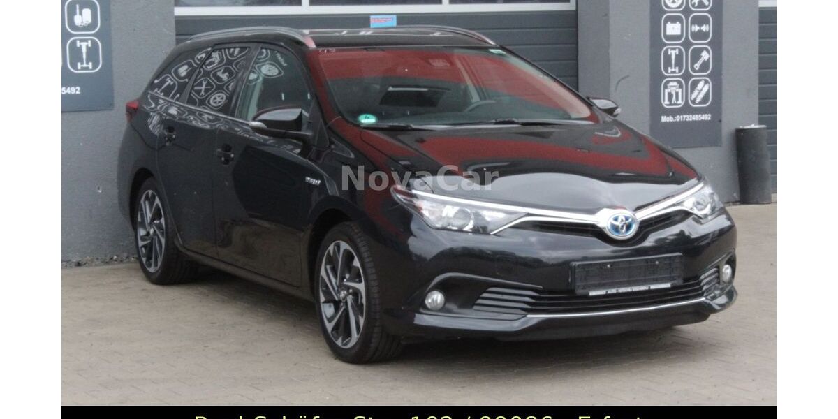 Toyota Auris 92.000 km 11.990 &euro; Erfurt 99086