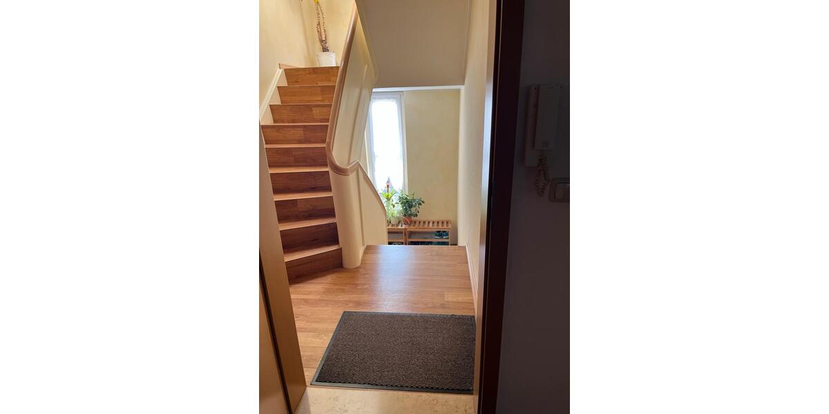 Mehrfamilienhaus, Wohnhaus Erfurt Daberstedt - 9 Zimmer, 207 m&sup2;, 588.000&euro; | Angebot:26414485