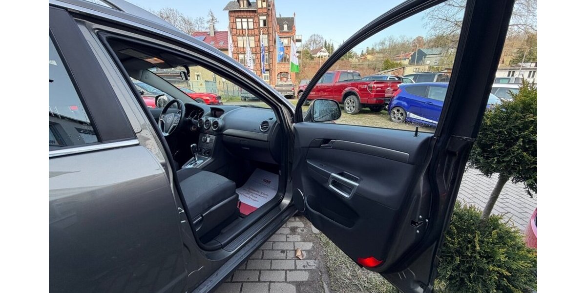 Opel Antara EDITION 2,0 CDTI 4x4 1 Hand 50.000 km 9.500 &euro; Rudolstadt 07407