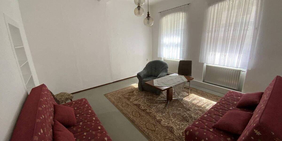 Einfamilienhaus Bad Sulza - 7 Zimmer, 150 m&sup2;, 85.000&euro; | Angebot:25676935