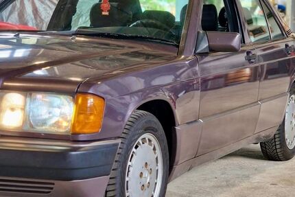 Mercedes-Benz 190 130.561 km 12.800 &euro; Rudolstadt 07407