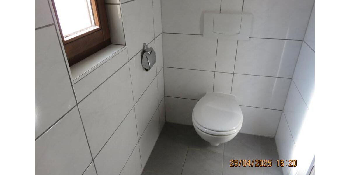 Etagenwohnung Buttstädt - 5 Zimmer, 149 m&sup2;, 670&euro; | Angebot:26645941