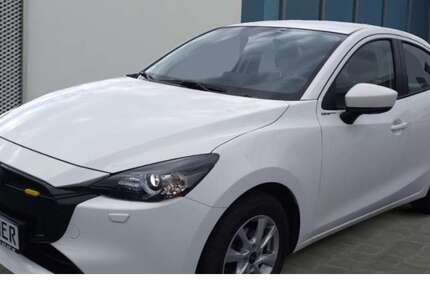 Mazda 2 12.890 km 16.988 &euro; Jena 07745