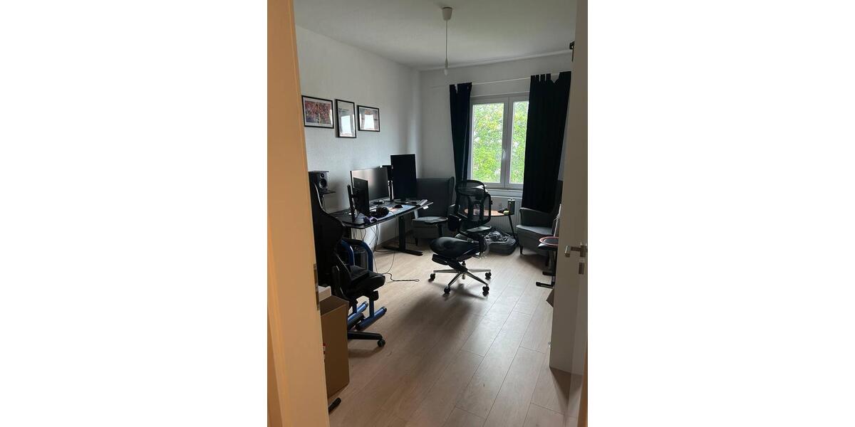 Etagenwohnung Erfurt Johannesplatz - 3 Zimmer, 73 m&sup2;, 670&euro; | Angebot:26650081