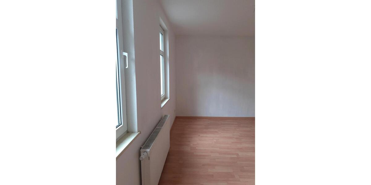 Etagenwohnung Apolda - 2 Zimmer, 42 m&sup2;, 250&euro; | Angebot:26619139