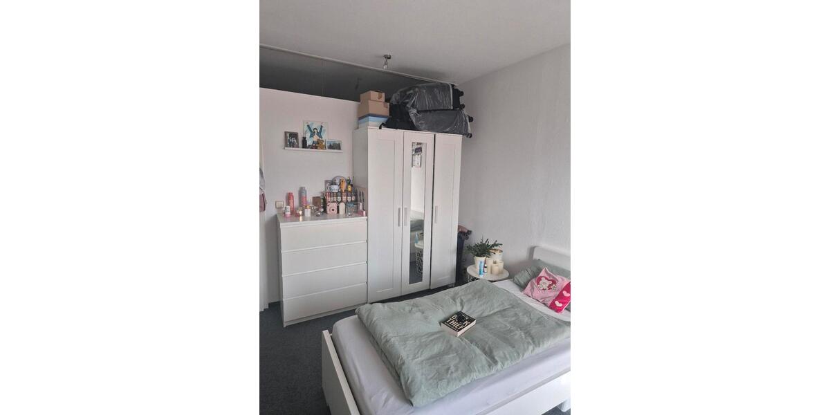 Etagenwohnung Jena Lobeda-Altstadt - 1 Zimmer, 15 m&sup2;, 365&euro; | Angebot:26705559