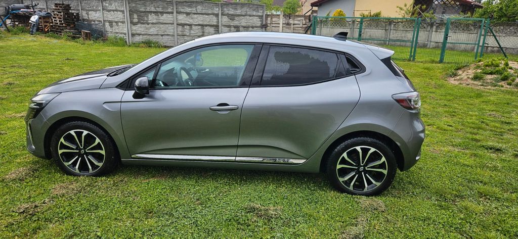 Renault Clio 25.000 km 16.600 &euro; Eckartsberga 06648