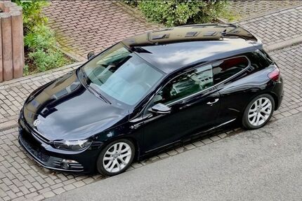 VW Scirocco 111.900 km 9.000 &euro; Erfurt 99099