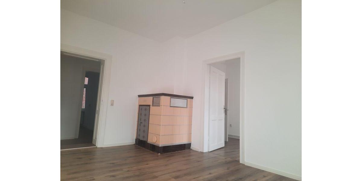 Etagenwohnung Erfurt - 4 Zimmer, 102 m&sup2;, 900&euro; | Angebot:26413437