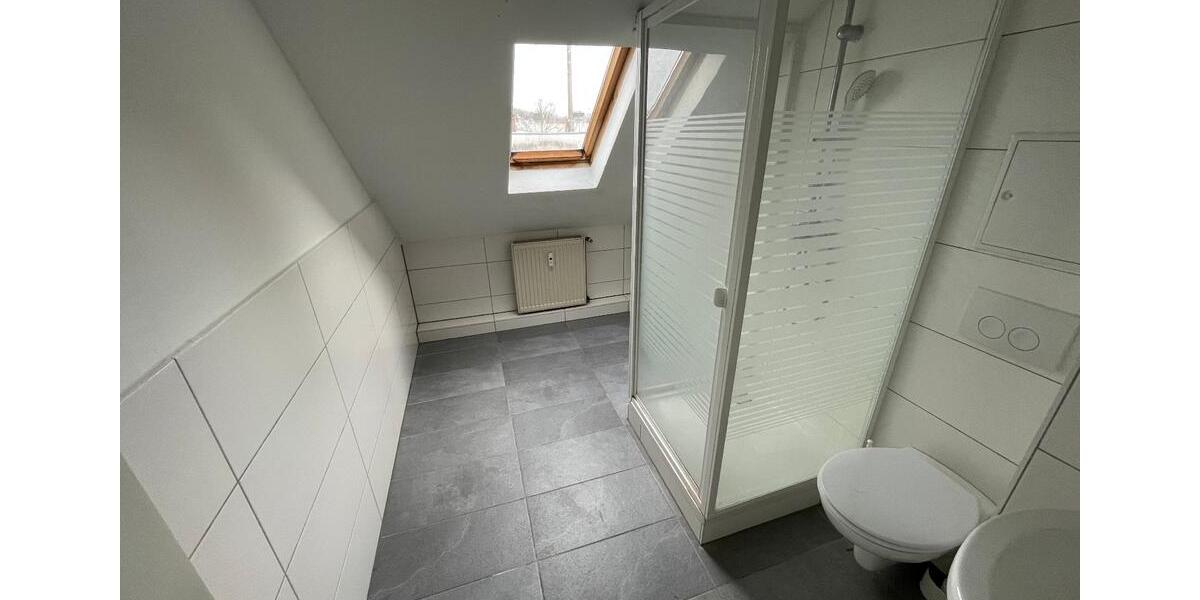 Etagenwohnung Apolda - 2 Zimmer, 57 m&sup2;, 448&euro; | Angebot:25978337