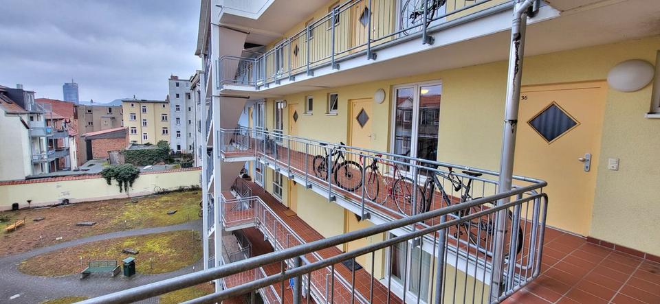Etagenwohnung Jena Burgau - 15 Zimmer, 45 m&sup2;, 227&euro; | Angebot:25843847