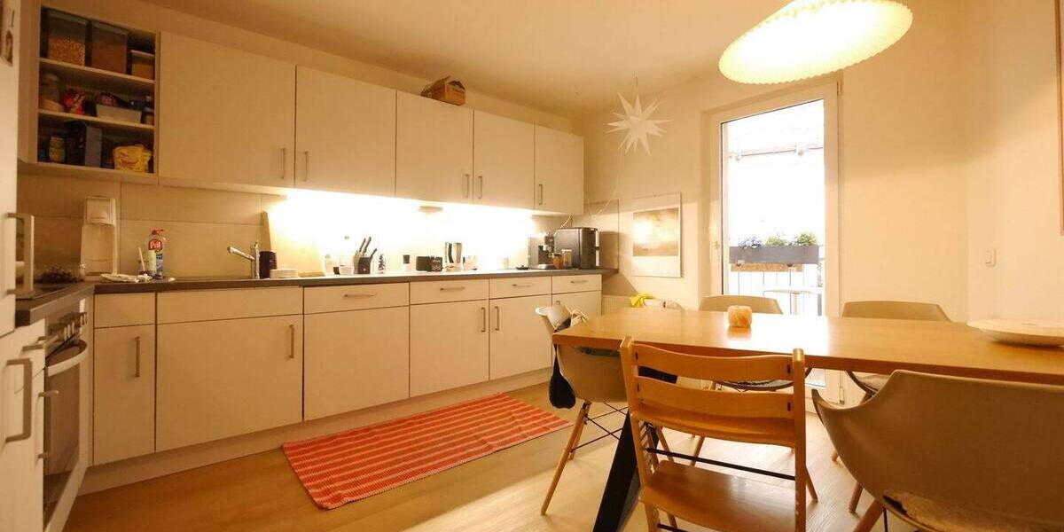 Etagenwohnung Weimar Nordvorstadt - 3 Zimmer, 105 m&sup2;, 875&euro; | Angebot:26582909