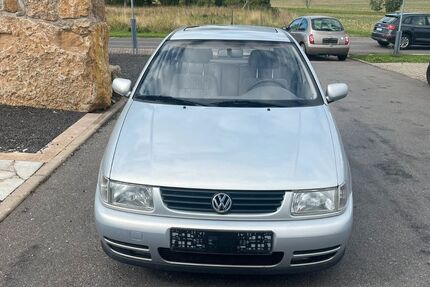 VW Polo 111.073 km 2.500 &euro; Vollersroda 99438