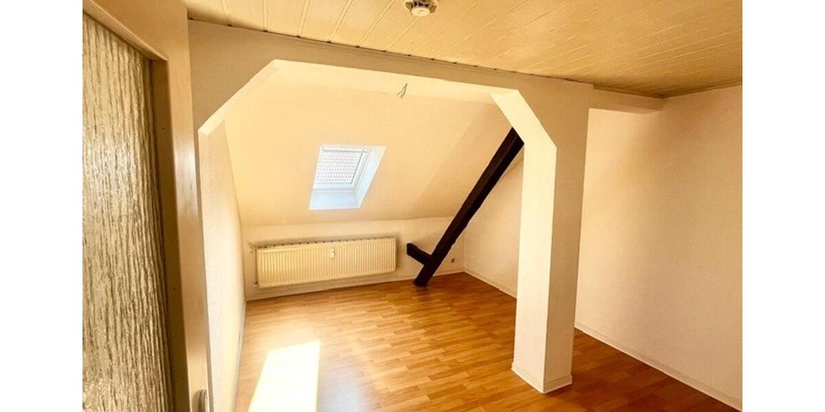Dachgeschoßwohnung Erfurt Andreasvorstadt - 2.5 Zimmer, 82 m&sup2;, 725&euro; | Angebot:26476624