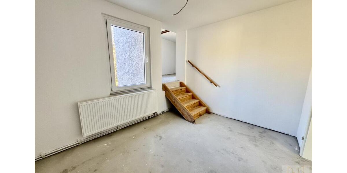 Maisonettenwohnung Rudolstadt - 6 Zimmer, 166 m&sup2;, 1.300&euro; | Angebot:25959375