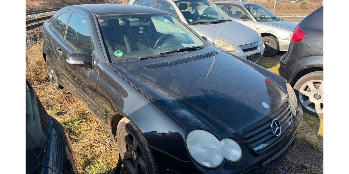 Mercedes-Benz C 160 166.000 km 2.200 &euro; Jena 07751