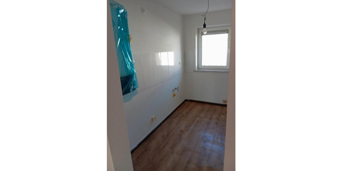 Etagenwohnung Apolda - 3 Zimmer, 65 m&sup2;, 600&euro; | Angebot:26016306