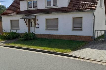Haus Großrudestedt - 5 Zimmer, 100 m&sup2;, 105.000&euro; | Angebot:22190967