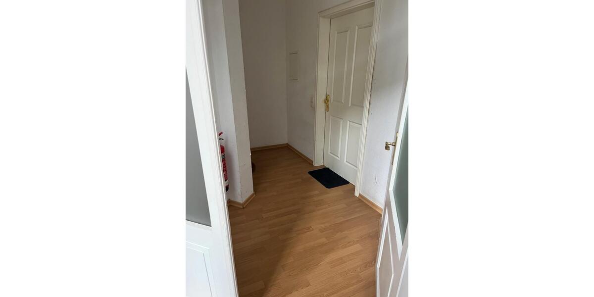 Erdgeschoßwohnung Jena Burgau - 4 Zimmer, 111 m&sup2;, 1.200&euro; | Angebot:26669577