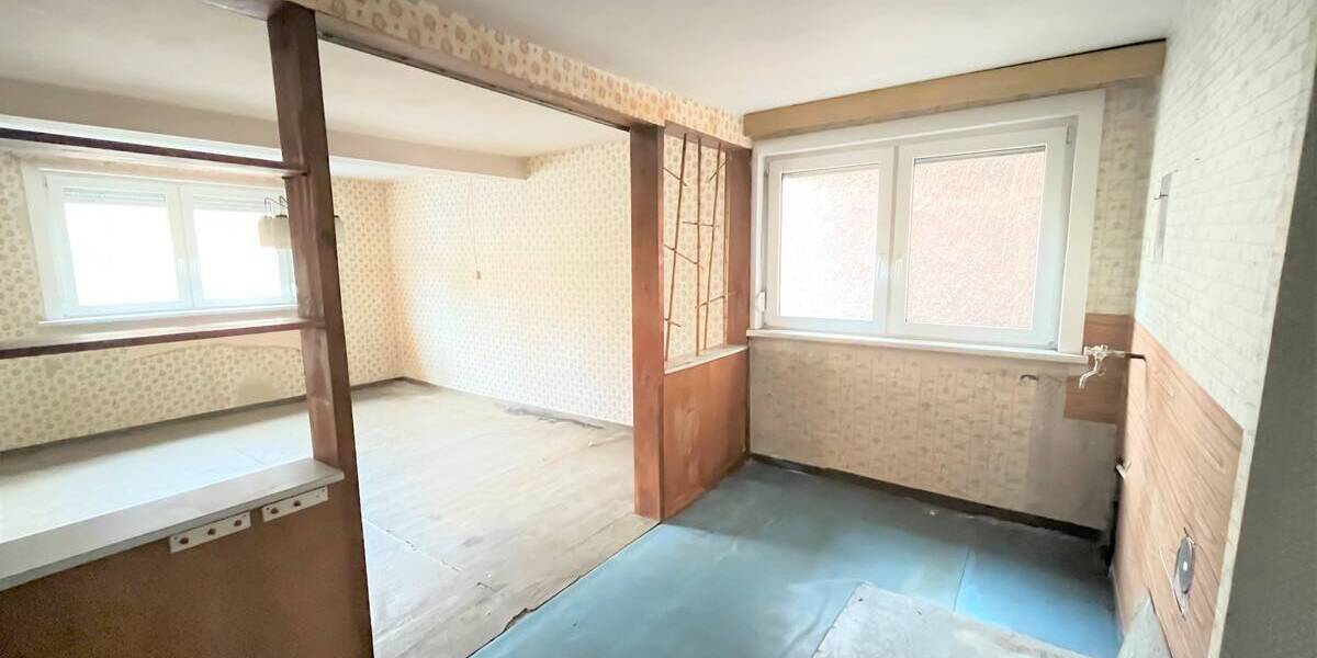Einfamilienhaus Uhlstädt-Kirchhasel Uhlstädt - 6 Zimmer, 187 m&sup2;, 75.000&euro; | Angebot:25773115