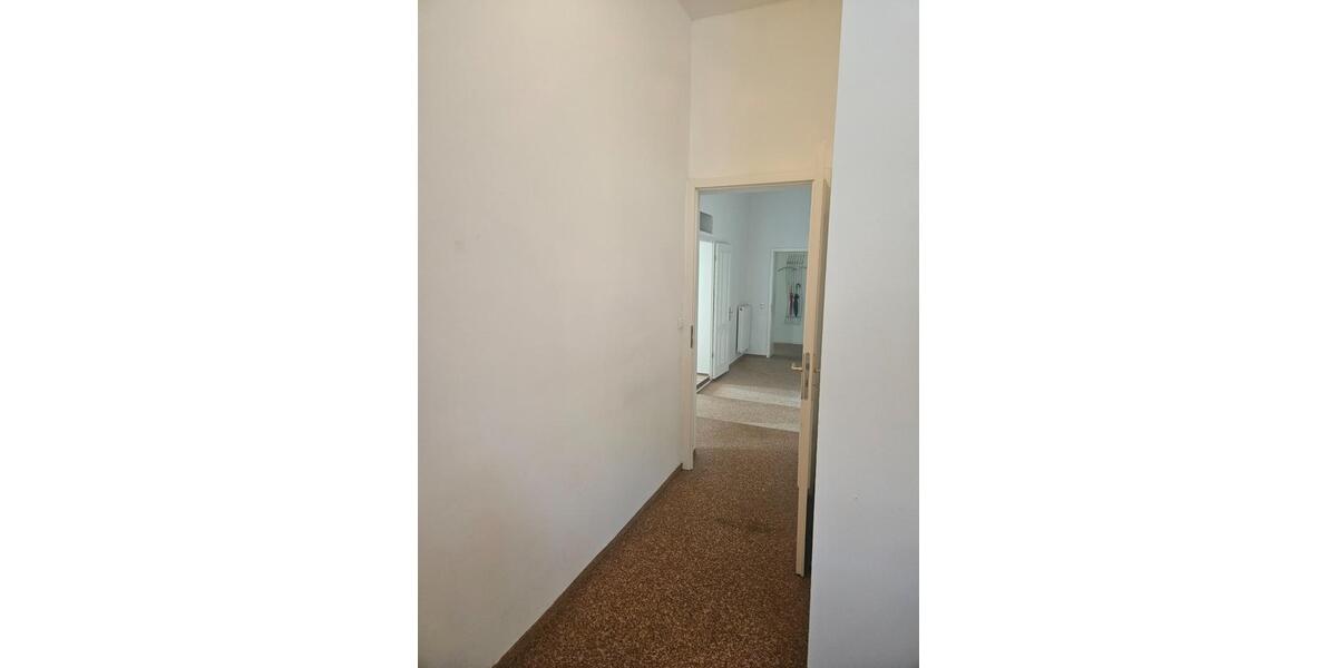 Hochparterre Jena - 2 Zimmer, 71 m&sup2;, 750&euro; | Angebot:24784344