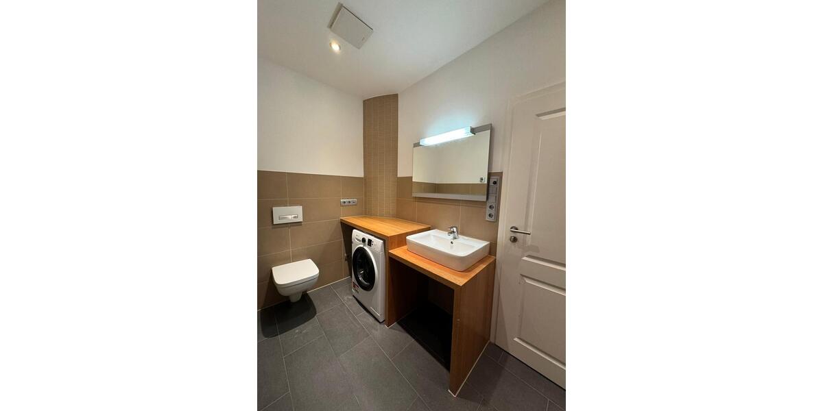 Etagenwohnung Jena - 2 Zimmer, 45 m&sup2;, 1.000&euro; | Angebot:19596805