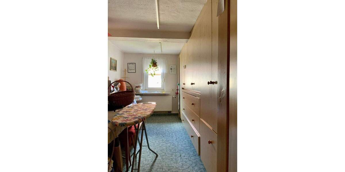 Bauernhaus, Landhaus Erfurt Bischleben-Stedten - 7 Zimmer, 170 m&sup2;, 297.500&euro; | Angebot:25732500