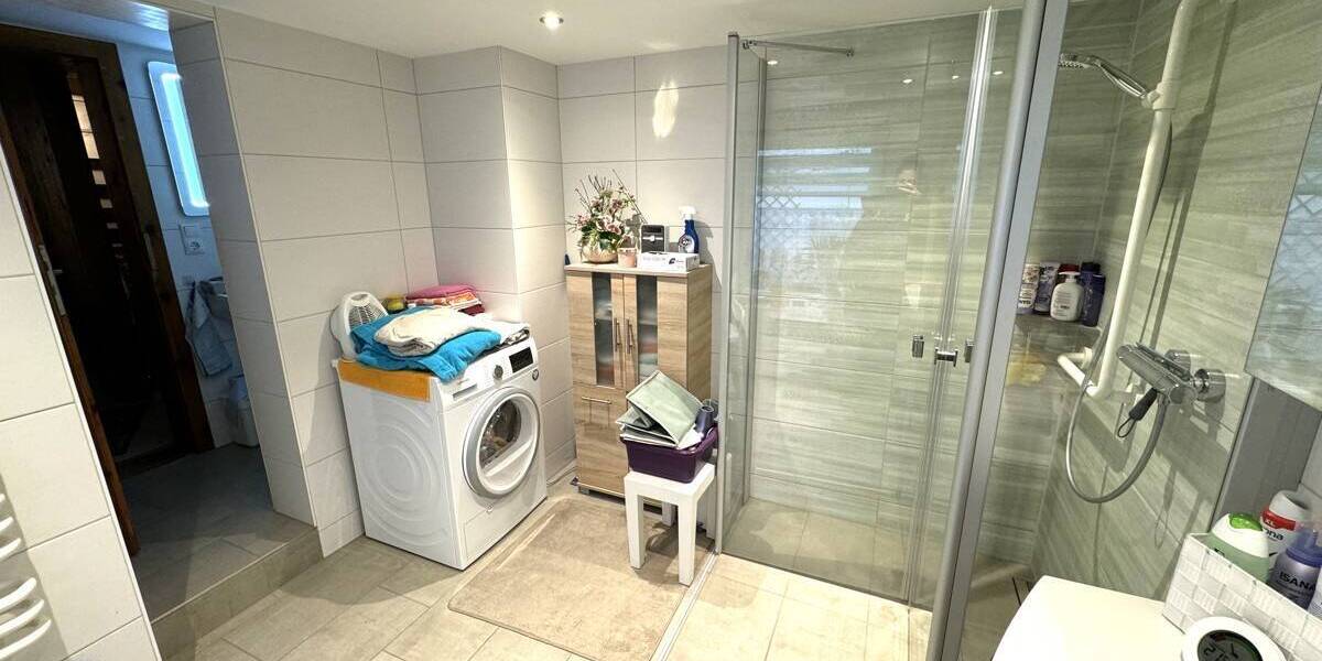 Mehrfamilienhaus, Wohnhaus Rudolstadt Zentrum - 7 Zimmer, 180 m&sup2;, 165.000&euro; | Angebot:25676529