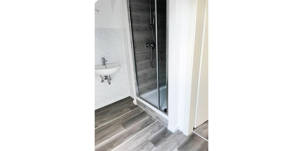 Dachgeschoßwohnung Jena Kernberge - 3 Zimmer, 63 m&sup2;, 790&euro; | Angebot:25805614