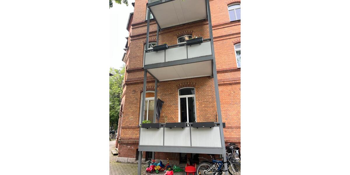 Erdgeschoßwohnung Jena Burgau - 4 Zimmer, 111 m&sup2;, 1.200&euro; | Angebot:26669577