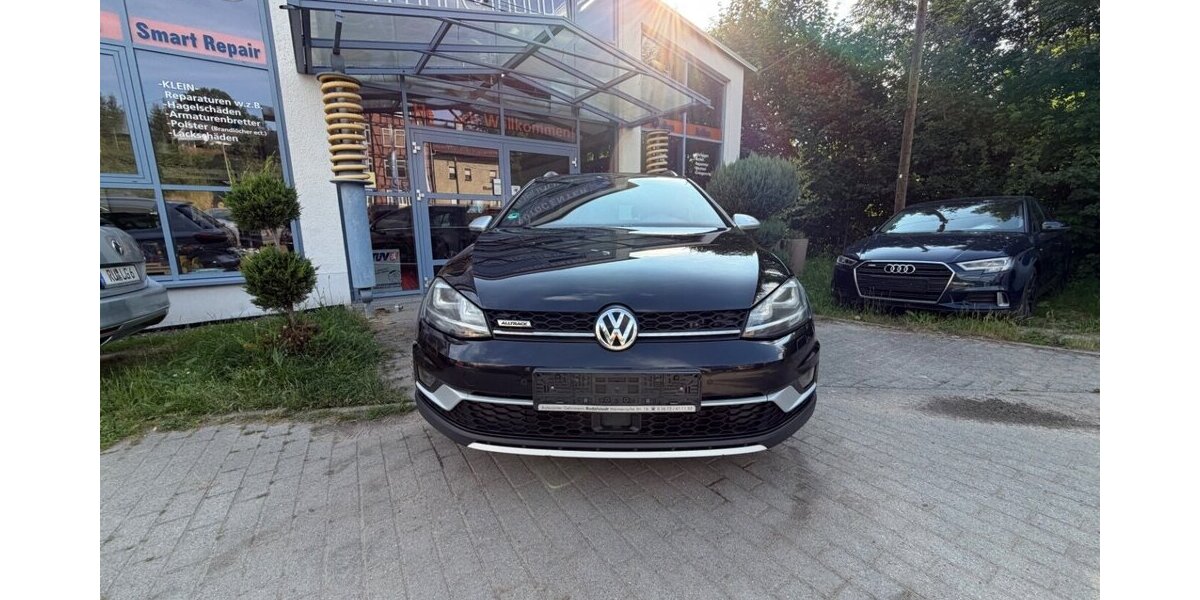 VW Golf Alltrack Variant 2.0 TDI AHK LED LEDER Zahnri 180.000 km 12.499 &euro; Rudolstadt 07407