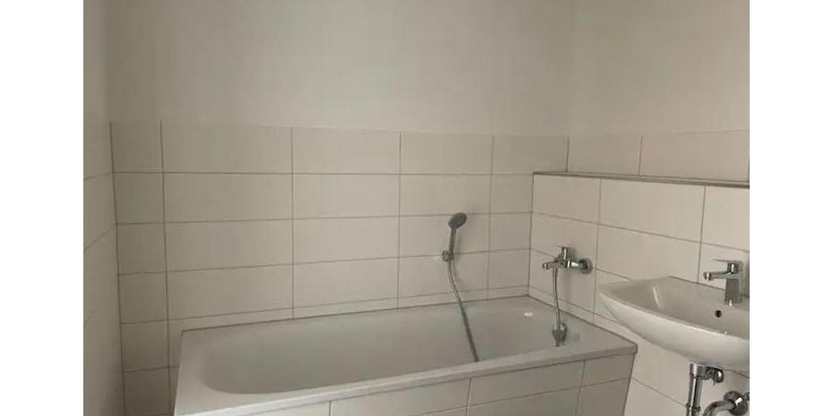 Etagenwohnung Jena - 4 Zimmer, 103 m&sup2;, 1.339&euro; | Angebot:24015527