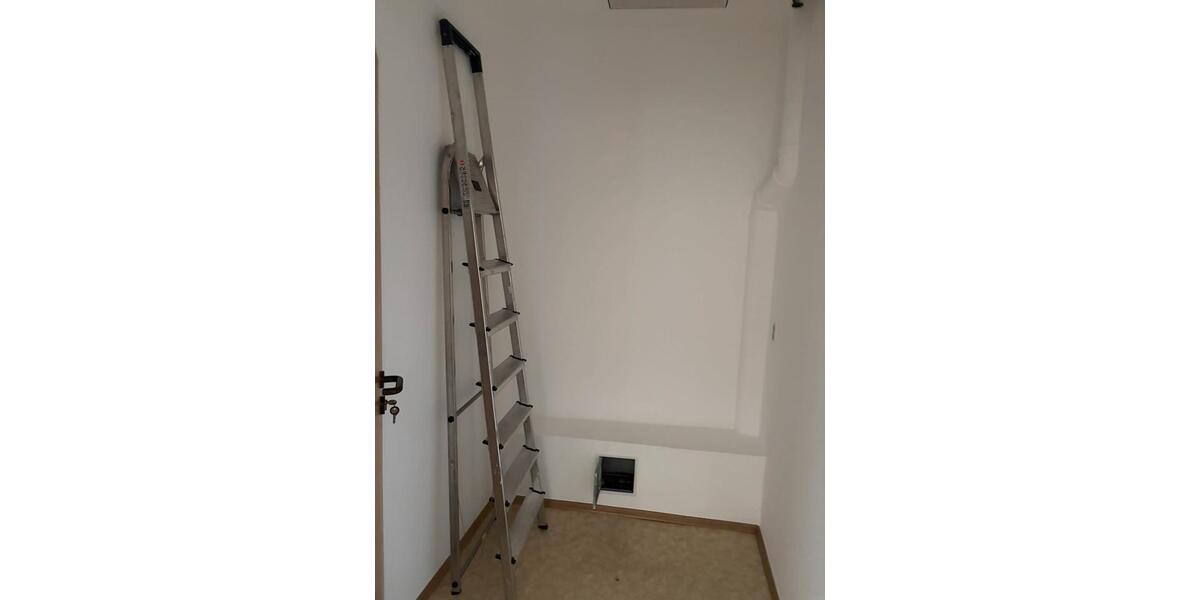 Dachgeschoßwohnung Erfurt - 5 Zimmer, 196 m&sup2;, 2.156&euro; | Angebot:26264396