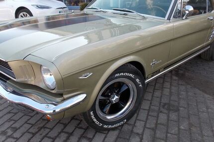 Ford Mustang 37.000 km 32.500 &euro; Rudolstadt 07407