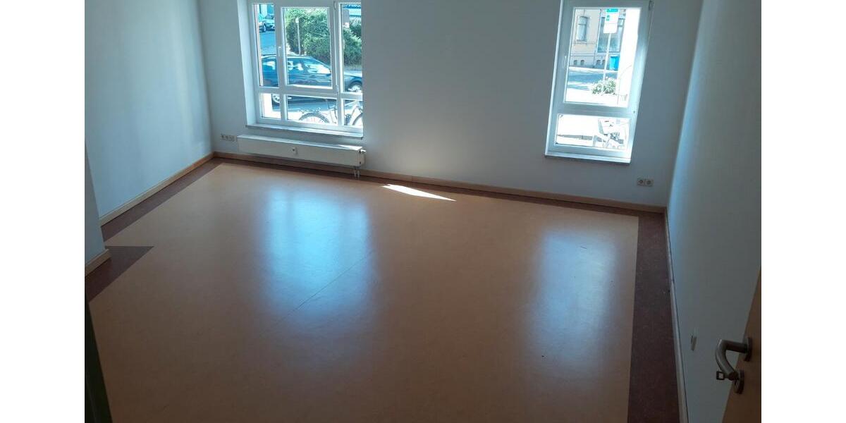 Erdgeschoßwohnung Jena Kernberge - 2 Zimmer, 73 m&sup2;, 650&euro; | Angebot:26426109