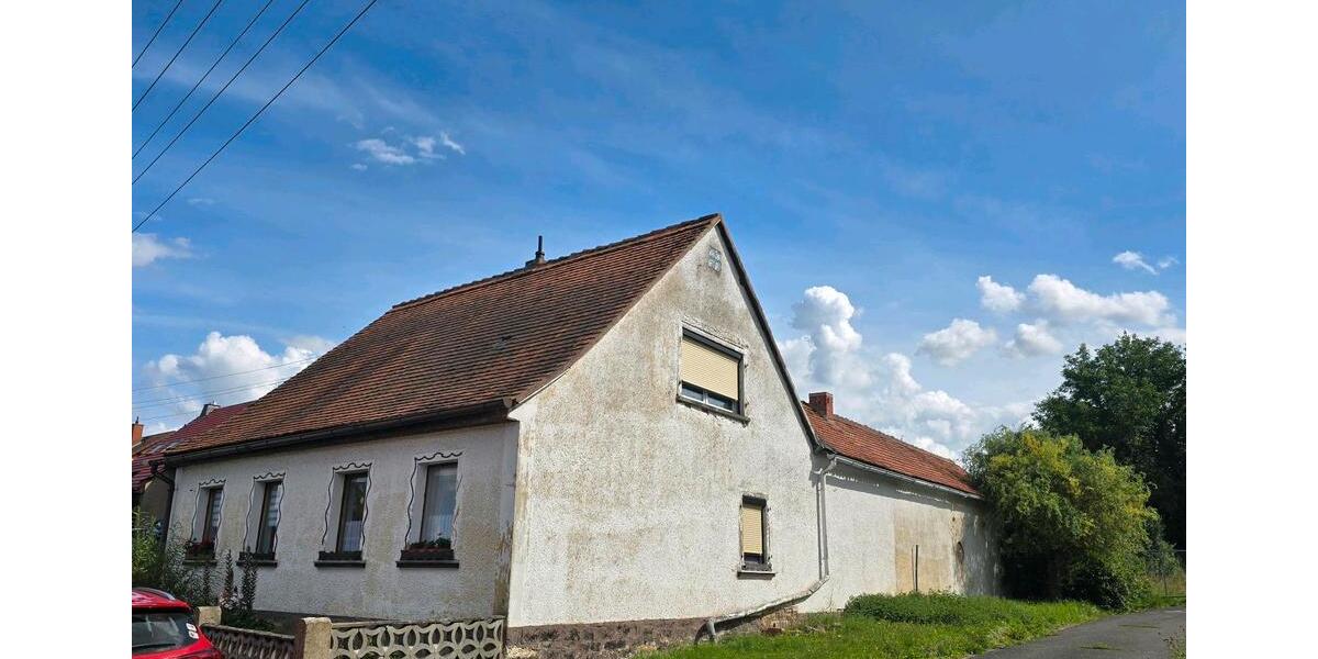 Einfamilienhaus Eckartsberga - 7 Zimmer, 130 m&sup2;, 90.000&euro; | Angebot:23847534