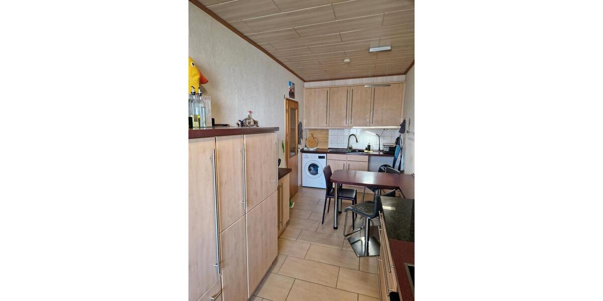 Etagenwohnung Sömmerda - 3 Zimmer, 80 m&sup2;, 870&euro; | Angebot:25904177