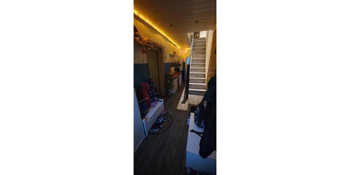 Reihenhaus Großrudestedt - 6 Zimmer, 140 m&sup2;, 159.000&euro; | Angebot:27269131