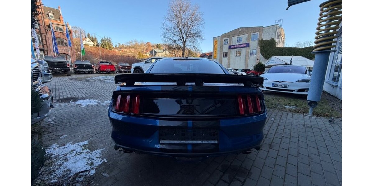 Ford Mustang 5,0 GT 89.000 km 29.990 &euro; Rudolstadt 07407