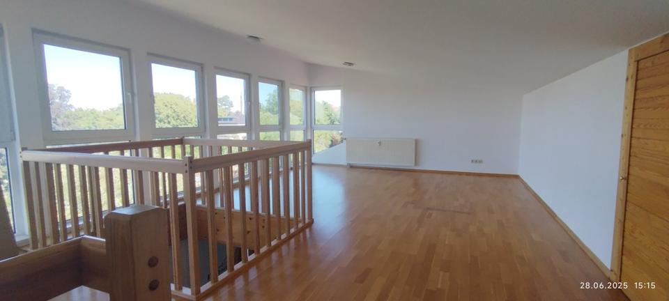 Dachgeschoßwohnung Apolda - 4 Zimmer, 900&euro; | Angebot:20274882